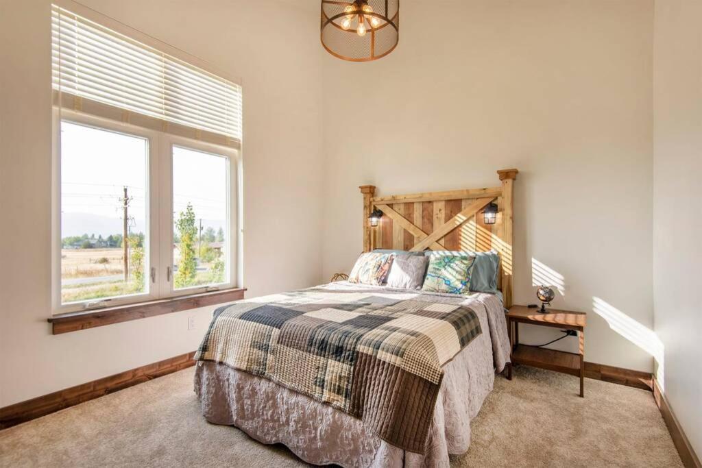 Bear Lair At Teton Valley Idaho Виктор Екстериор снимка